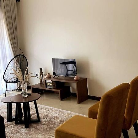 Cozy 2-Bedroom Apartment Within City Limits. Kampala Exterior foto